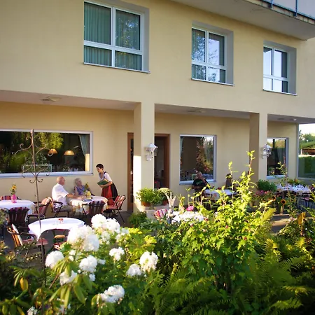& Restaurant Dornweiler Hof Hotel