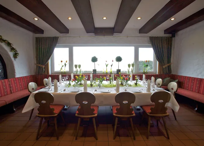 & Restaurant Dornweiler Hof Hotel