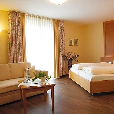 Hotel&restaurant Dornweiler Hof Hotel 3*