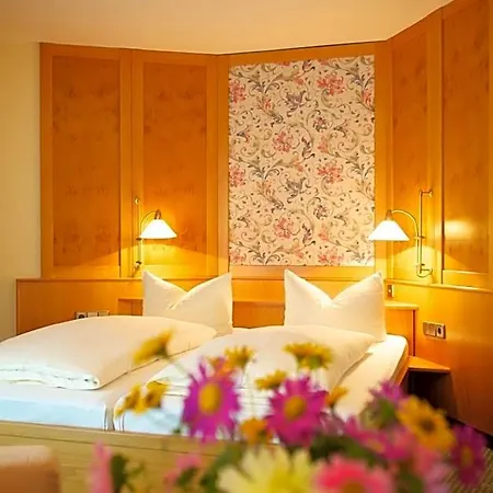 & Restaurant Dornweiler Hof Hotel 3*