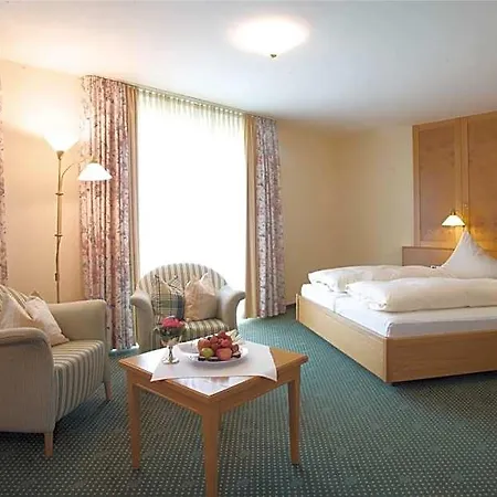 & Restaurant Dornweiler Hof Hotel